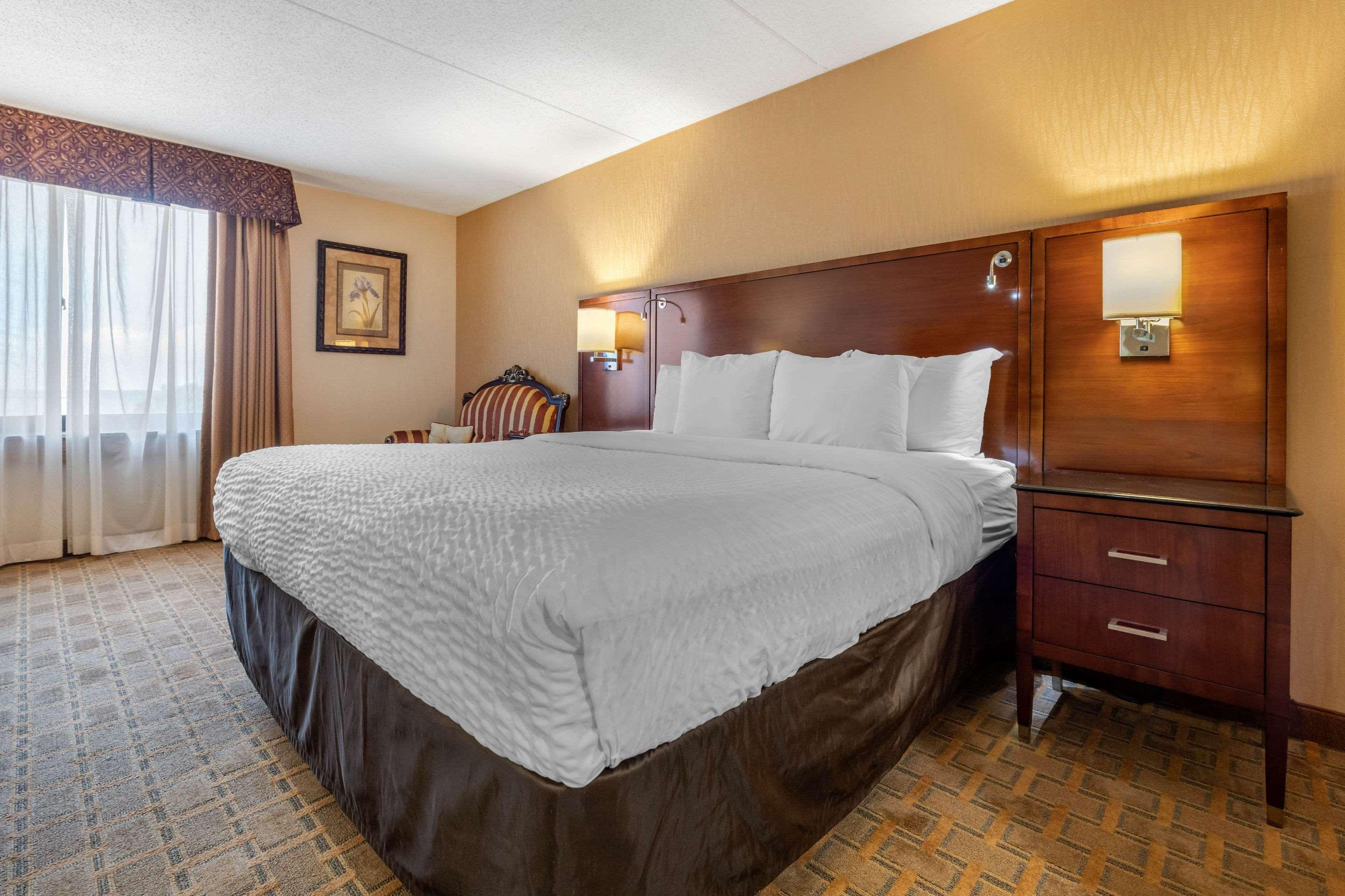 Clarion Hotel Conference Center On Lake Erie Dunkirk Ngoại thất bức ảnh