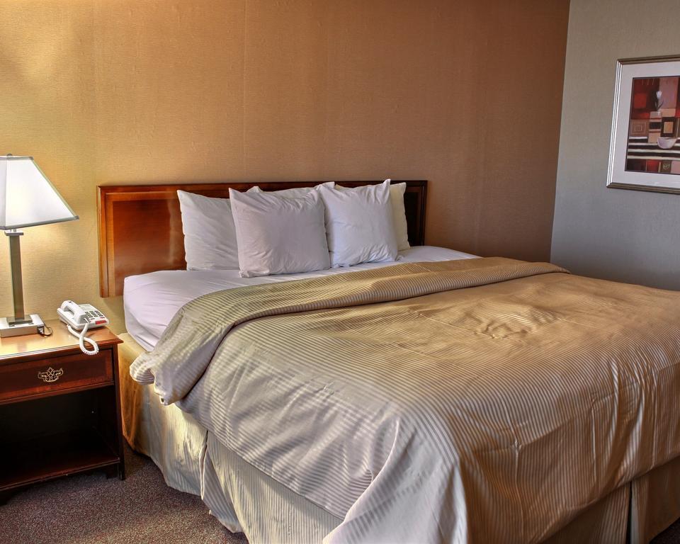 Clarion Hotel Conference Center On Lake Erie Dunkirk Ngoại thất bức ảnh